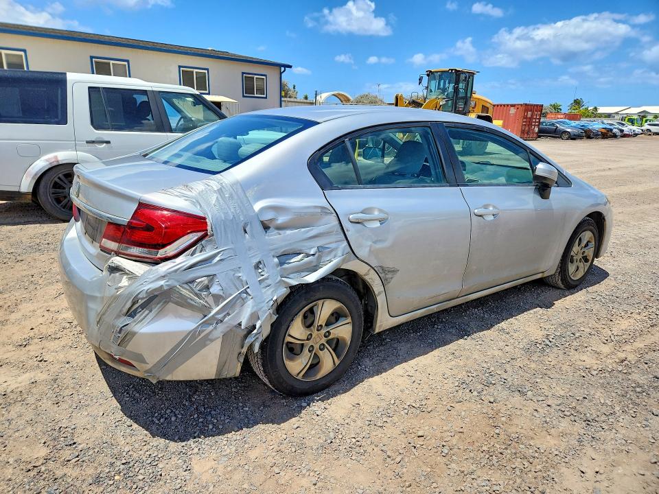 Photo 3 from auction – 2015 HONDA CIVIC with VIN 19XFB2F55FE104440