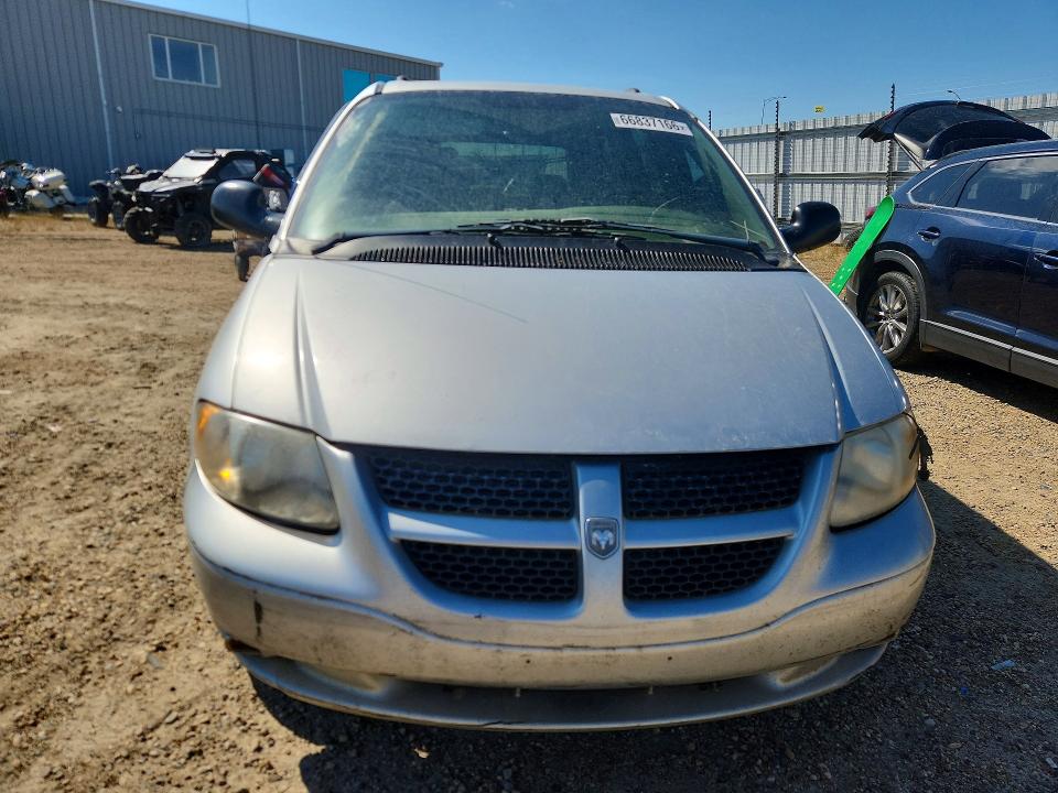 Photo 5 from auction – 2002 DODGE GRAND CARAVAN with VIN 2B4GP44R82R702745