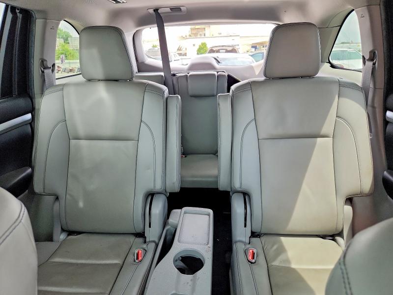 Photo 10 from auction – 2019 TOYOTA HIGHLANDER with VIN 5TDKZRFH2KS565138