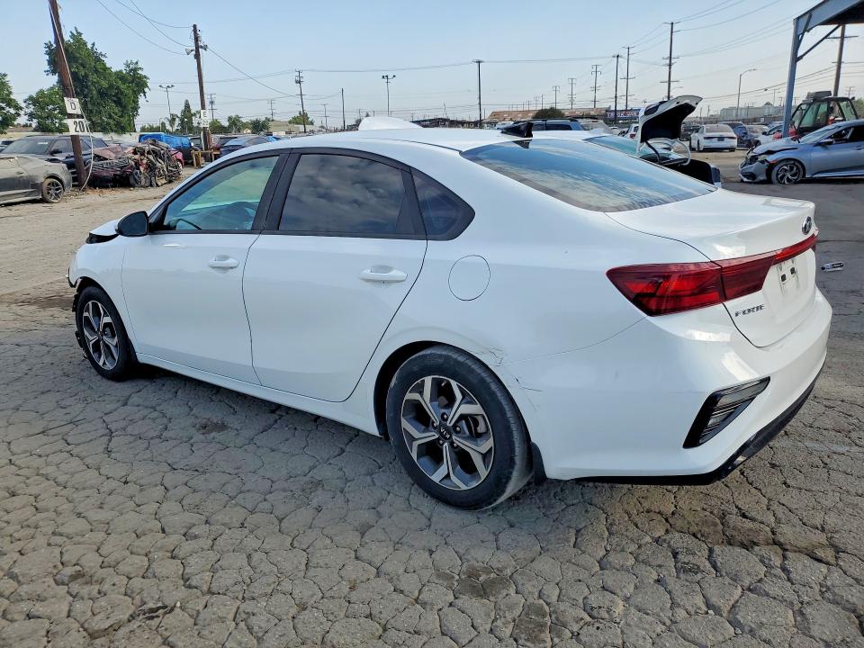 Photo 2 from auction – 2021 KIA FORTE with VIN 3KPF24AD1ME391220