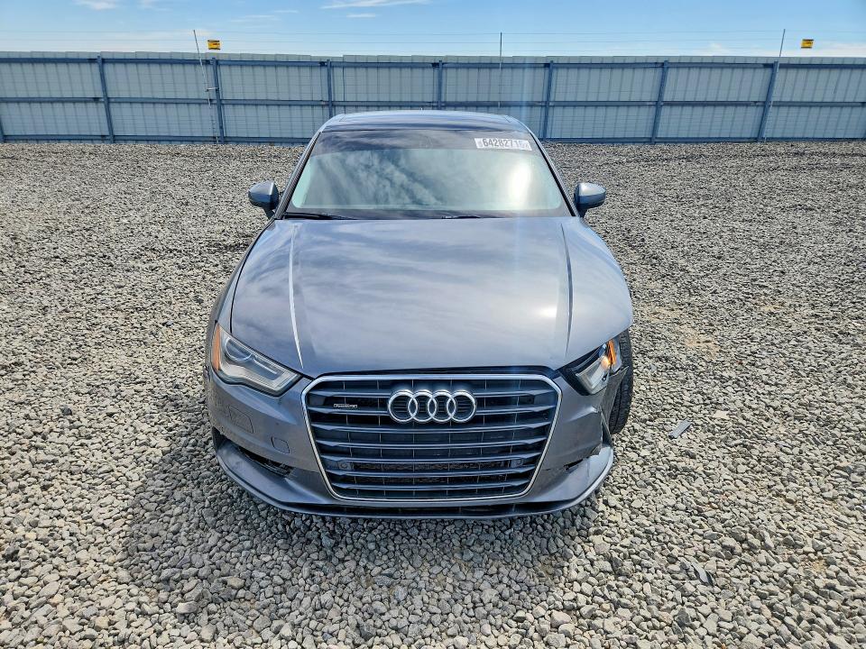 Photo 5 from auction – 2016 AUDI A3 with VIN WAUB8GFF2G1025053