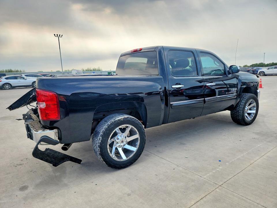 Photo 3 from auction – 2013 CHEVROLET SILVERADO with VIN 3GCPCSE09DG371900