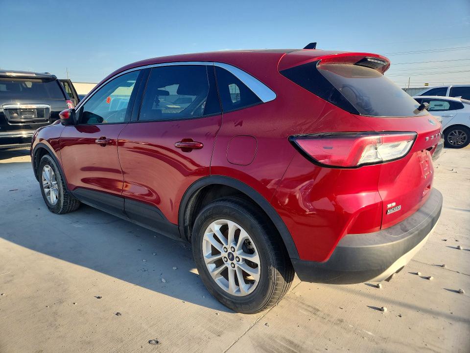 Photo 2 from auction – 2020 FORD ESCAPE with VIN 1FMCU9G6XLUA76897