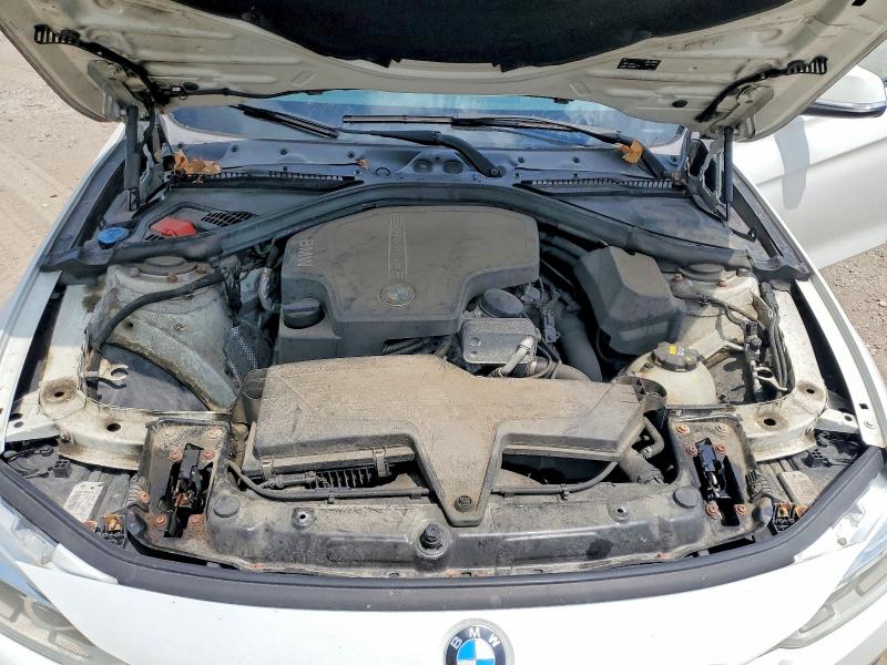 Photo 11 from auction – 2016 BMW 328 with VIN WBA8E3G54GNU05277