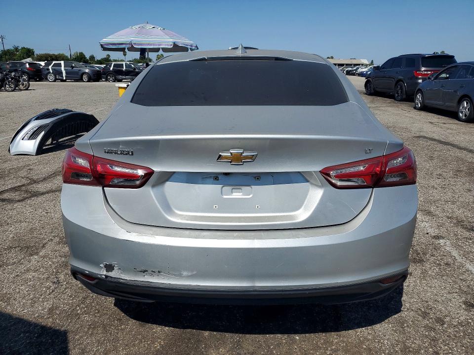 Photo 6 from auction – 2021 CHEVROLET MALIBU with VIN 1G1ZD5ST3MF023414