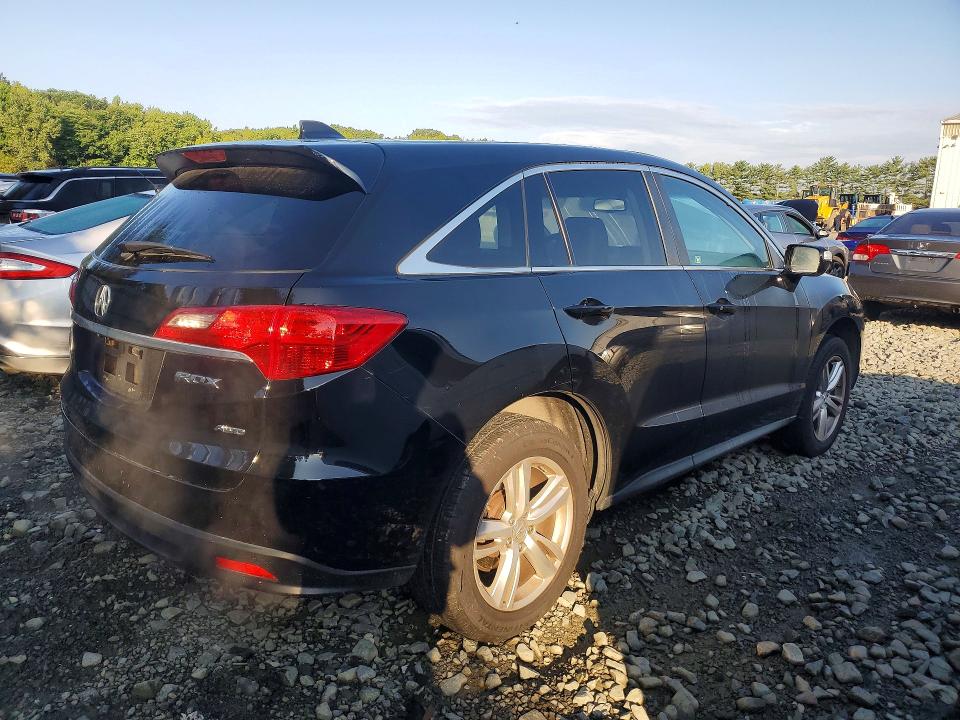 Photo 3 from auction – 2013 ACURA RDX with VIN 5J8TB4H34DL024014