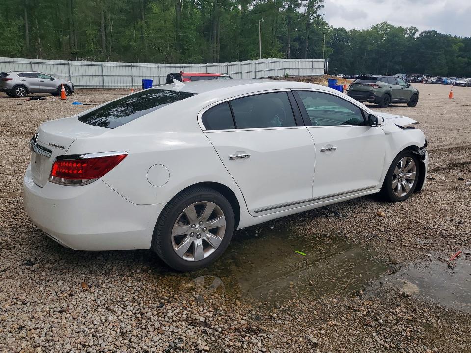 Photo 3 from auction – 2013 BUICK LACROSSE with VIN 1G4GC5E30DF282905