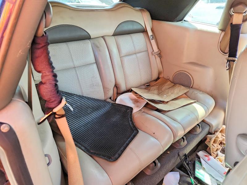 Photo 10 from auction – 2005 CHRYSLER PT CRUISER with VIN 3C3AY75SX5T504151