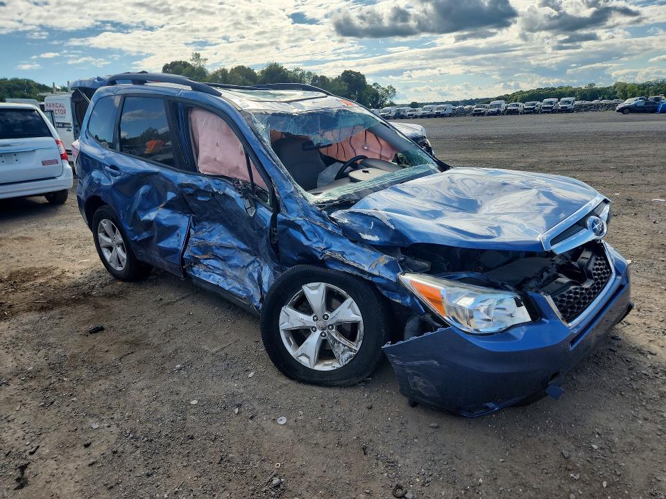 Photo 4 from auction – 2016 SUBARU FORESTER with VIN JF2SJADC8GH562967