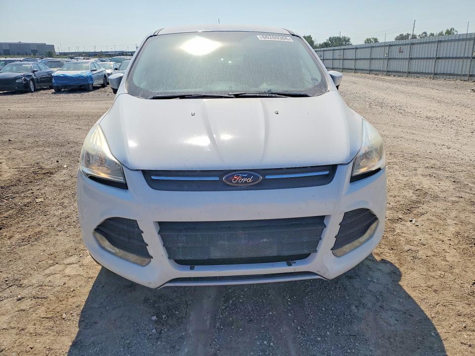 صورة رقم 5 من المزاد - 2016 FORD ESCAPE مع VIN 1FMCU9GX8GUA32900