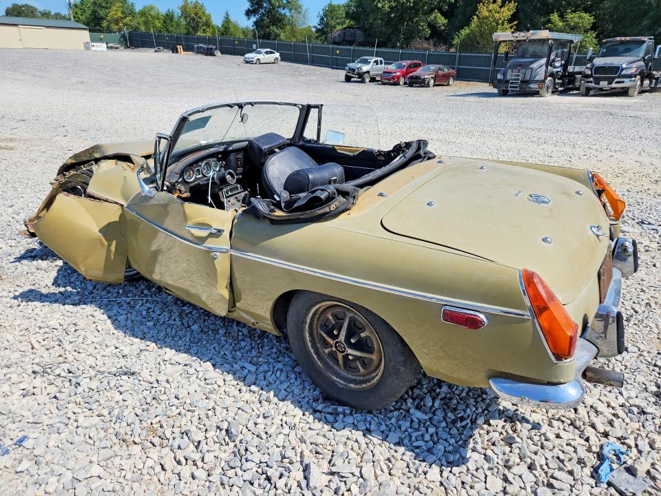 Photo 2 from auction – 1973 MG MGB with VIN GHN5UD300639G
