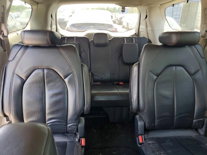 Photo 10 from auction – 2017 CHRYSLER PACIFICA with VIN 2C4RC1EG8HR729391