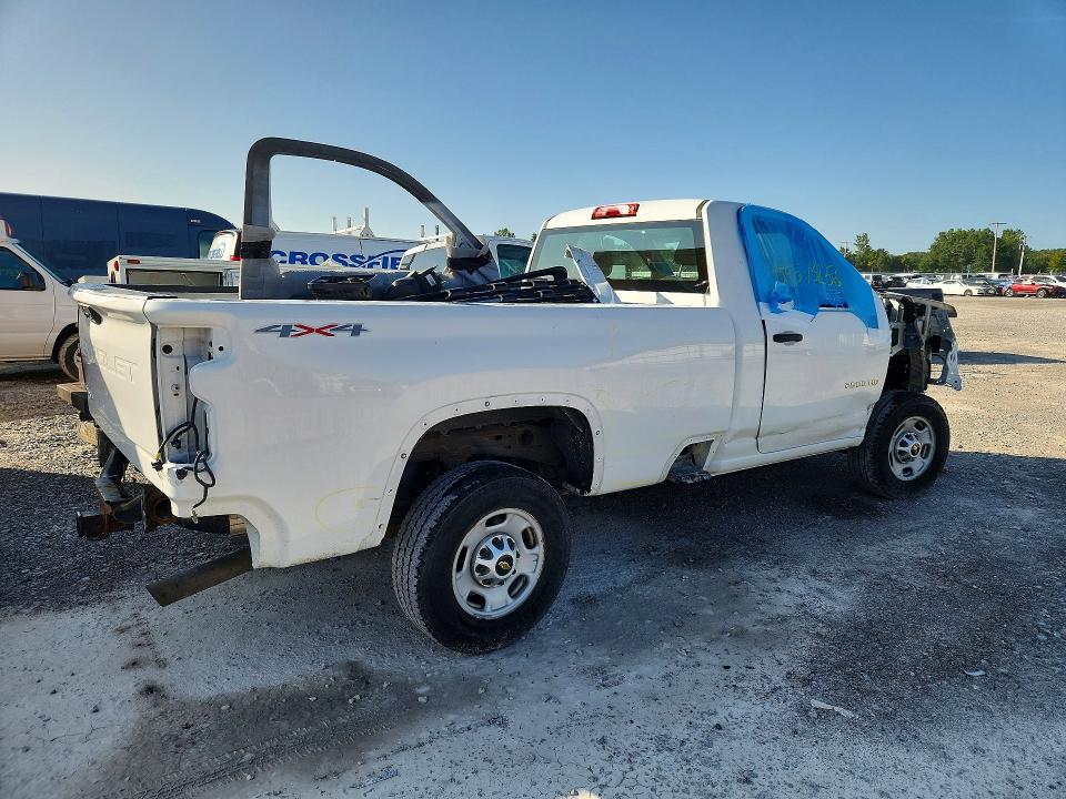 Photo 3 from auction – 2022 CHEVROLET SILVERADO with VIN 1GC3YLE73NF362888