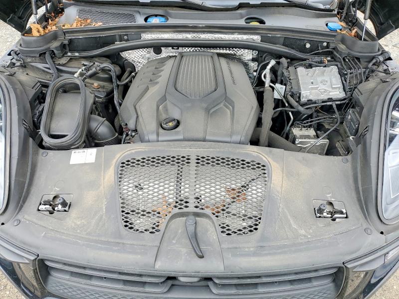 Photo 11 from auction – 2024 PORSCHE MACAN with VIN WP1AA2A56RLB02940