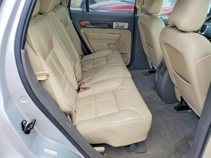 Photo 10 from auction – 2010 LINCOLN MKX with VIN 2LMDJ6JC6ABJ22047