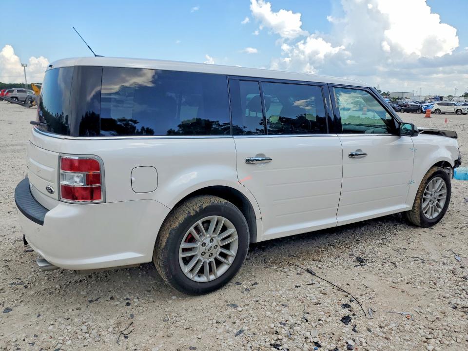 Photo 3 from auction – 2016 FORD FLEX with VIN 2FMGK5C8XGBA09106