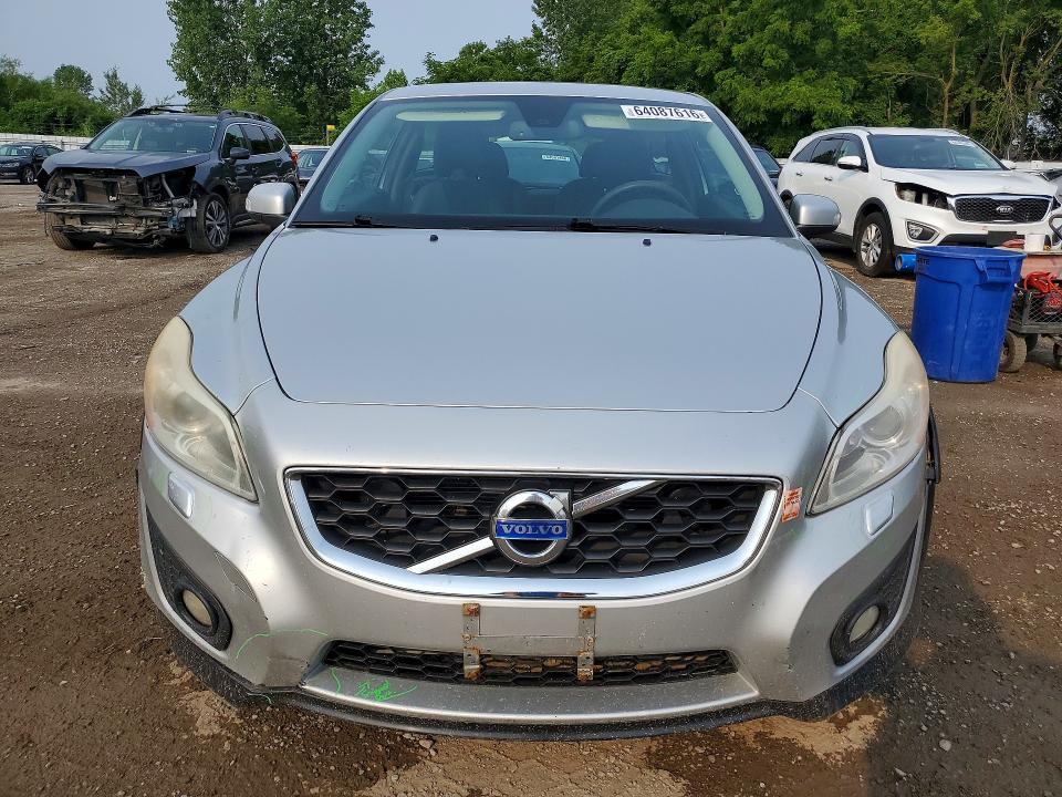 Photo 5 from auction – 2011 VOLVO C30 with VIN YV1672MK2B2231349
