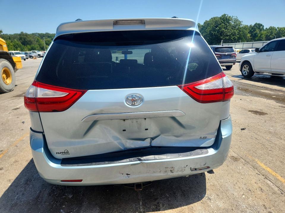 Photo 6 from auction – 2015 TOYOTA SIENNA with VIN 5TDKK3DC7FS586209