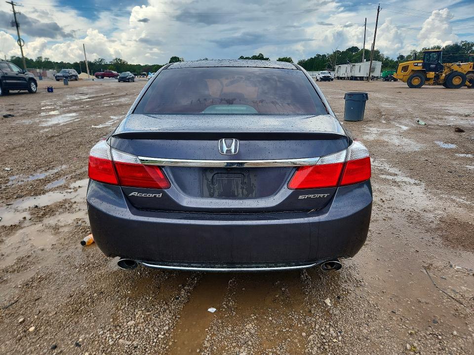Photo 6 from auction – 2015 HONDA ACCORD with VIN 1HGCR2F54FA121328