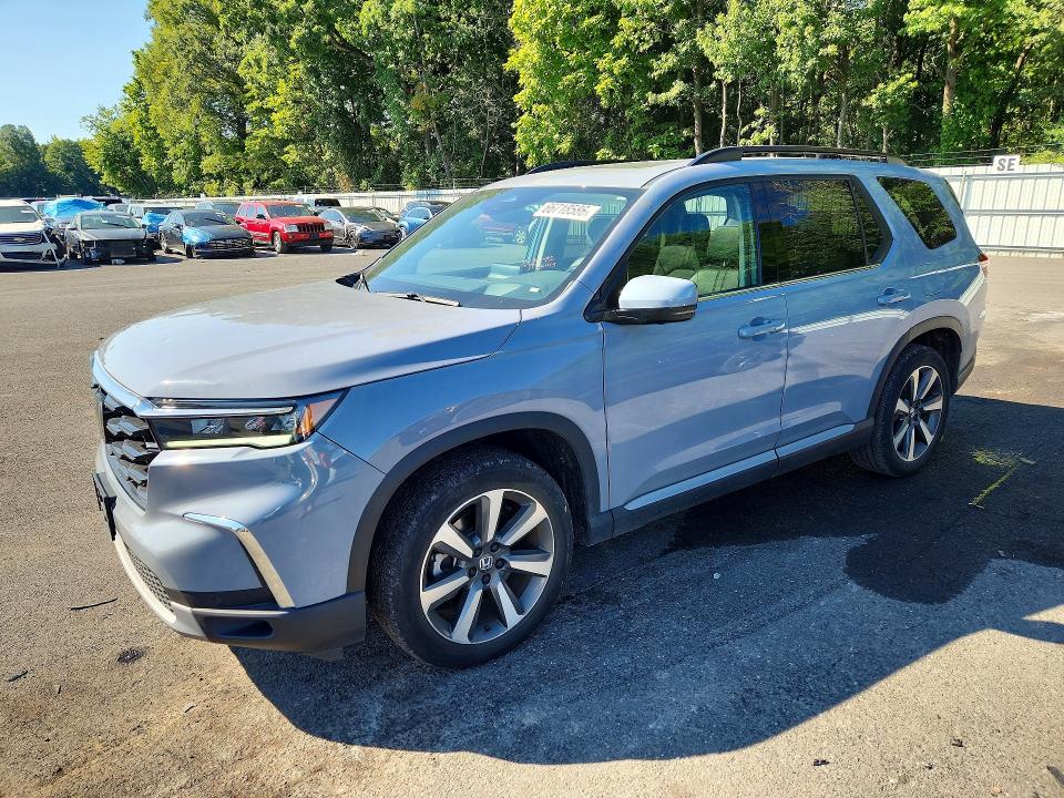 HONDA PILOT 2025 with VIN 5FNYG1H86SB128245 - Photo from auction