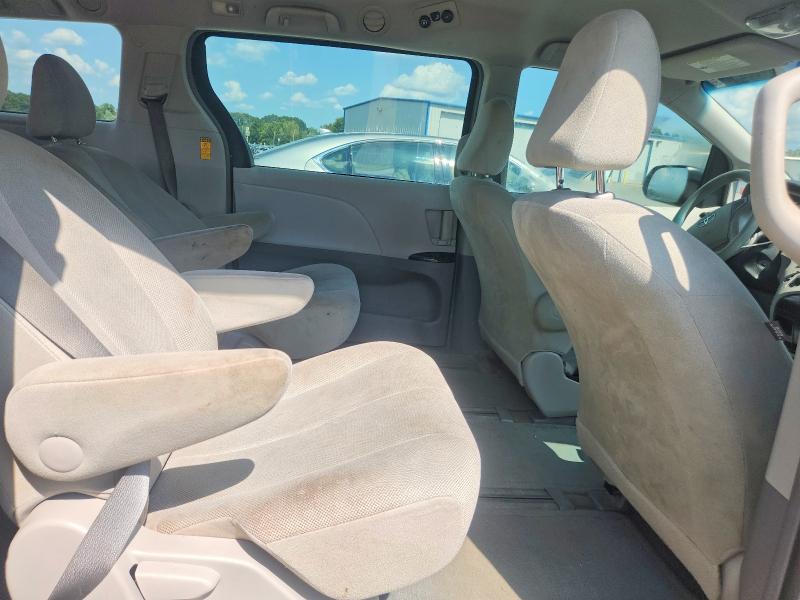 Photo 11 from auction – 2013 TOYOTA SIENNA with VIN 5TDZK3DC8DS398536