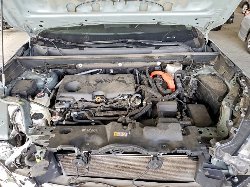 Photo 12 from auction – 2022 TOYOTA RAV4 with VIN 2T3RWRFVXNW129704