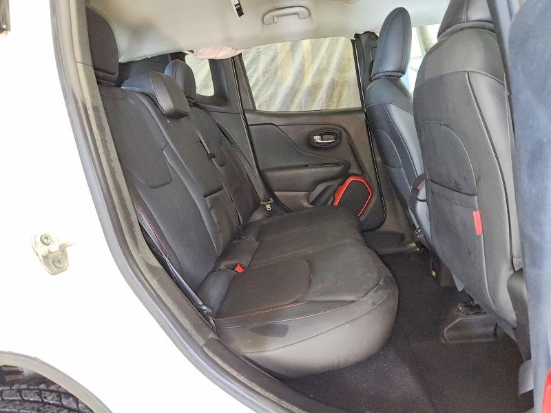 Photo 11 from auction – 2018 JEEP RENEGADE with VIN ZACCJBCB3JPH41385