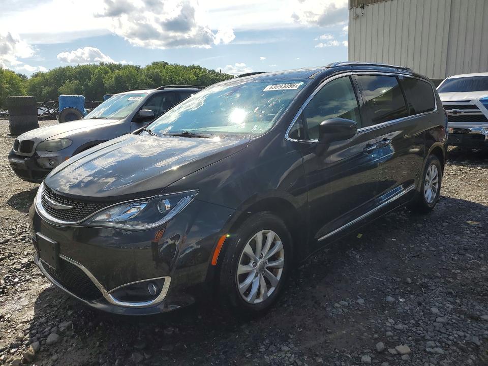 2019 CHRYSLER PACIFICA - Търг №63693856