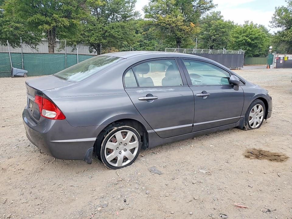 Photo 3 from auction – 2010 HONDA CIVIC with VIN 2HGFA1F53AH548010