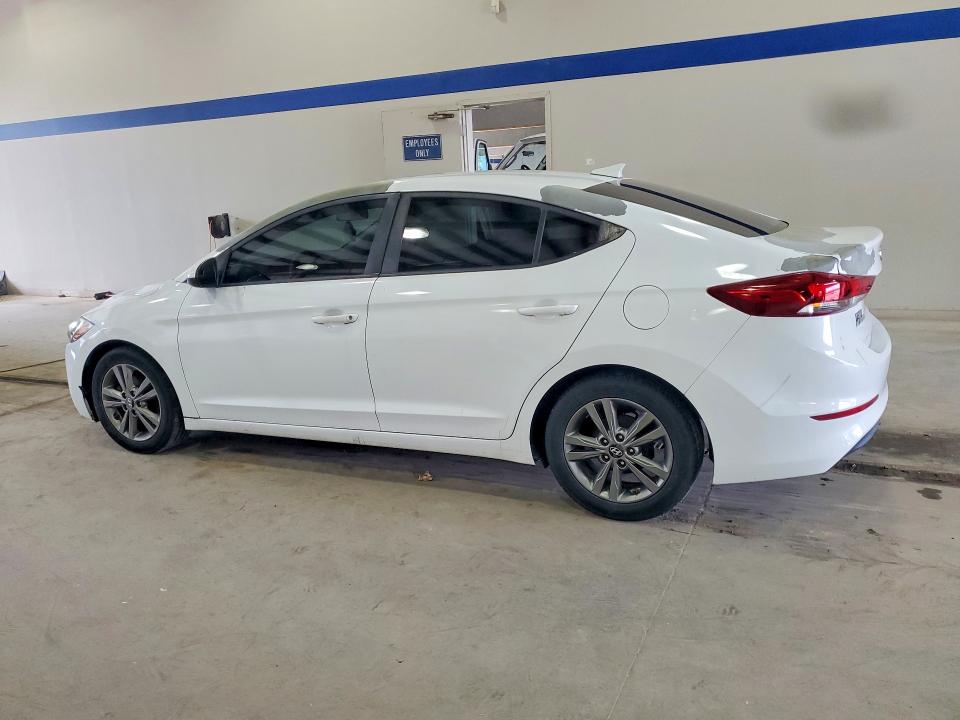 Photo 2 from auction – 2017 HYUNDAI ELANTRA with VIN 5NPD84LF2HH044906