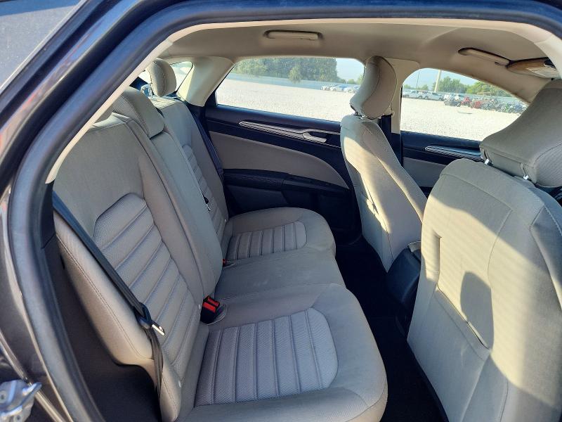 Photo 10 from auction – 2019 FORD FUSION with VIN 3FA6P0G70KR163426