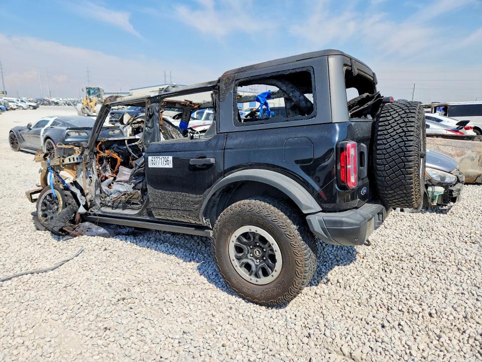 Фото 2 с аукциона – 2022 FORD BRONCO с VIN 1FMEE5DH0NLB06647