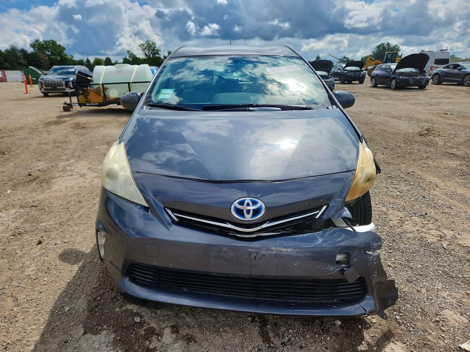 Photo 5 from auction – 2013 TOYOTA PRIUS V with VIN JTDZN3EU3D3222719