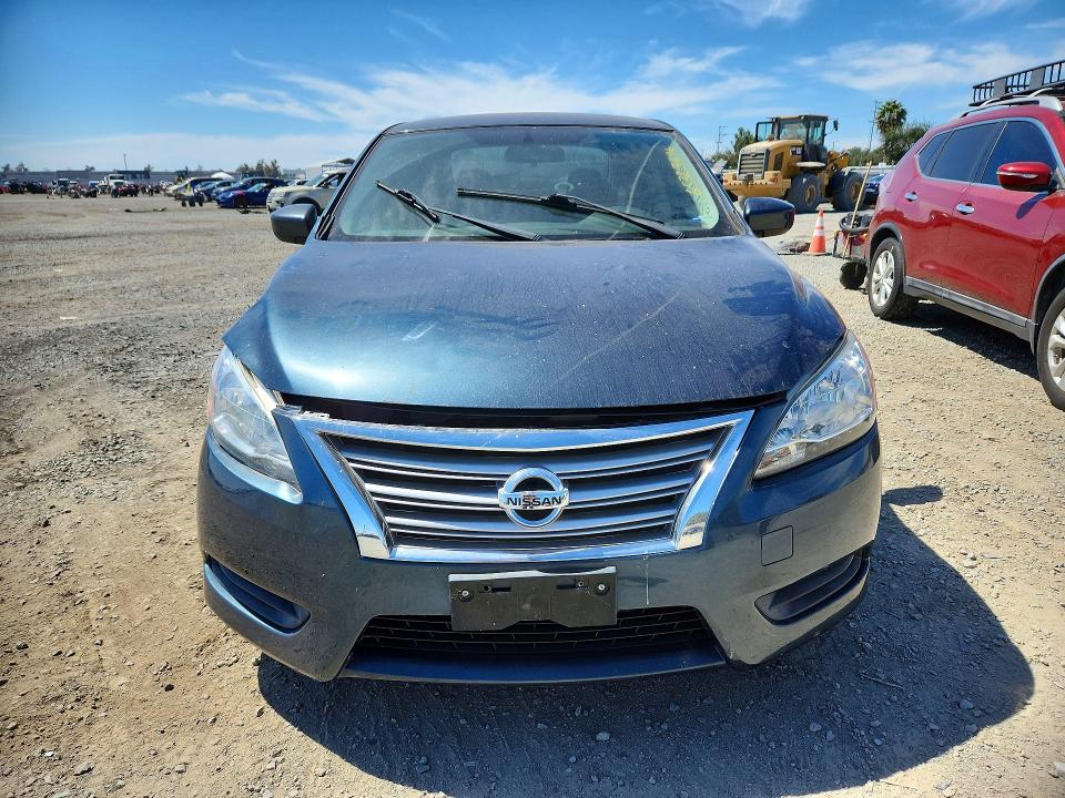 Photo 5 from auction – 2015 NISSAN SENTRA with VIN 3N1AB7AP9FL674522