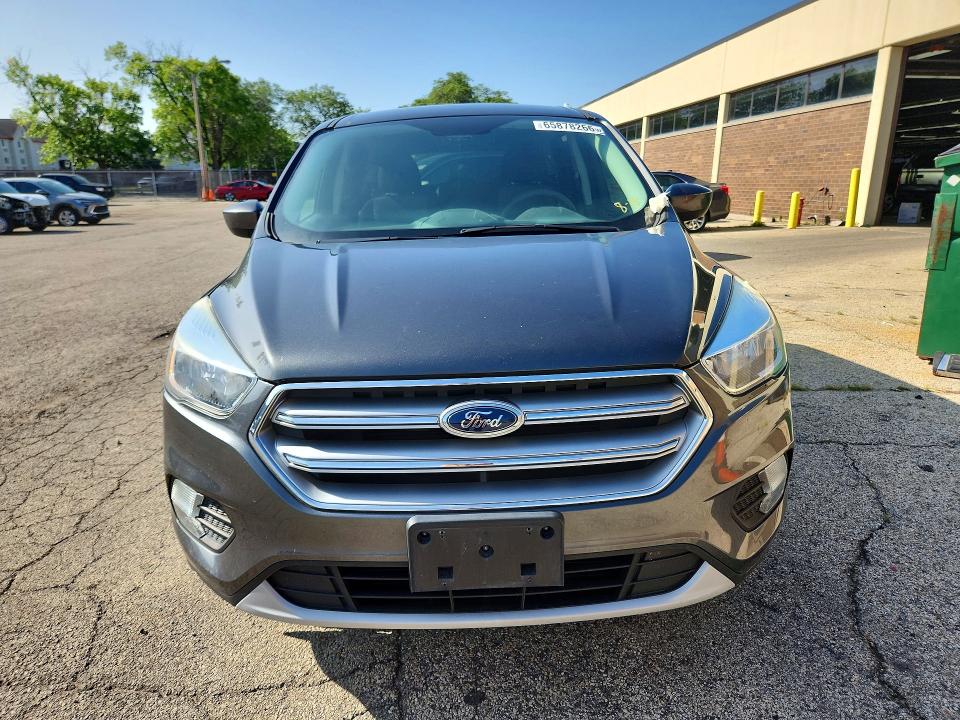 Photo 5 from auction – 2017 FORD ESCAPE with VIN 1FMCU0GD0HUC93568