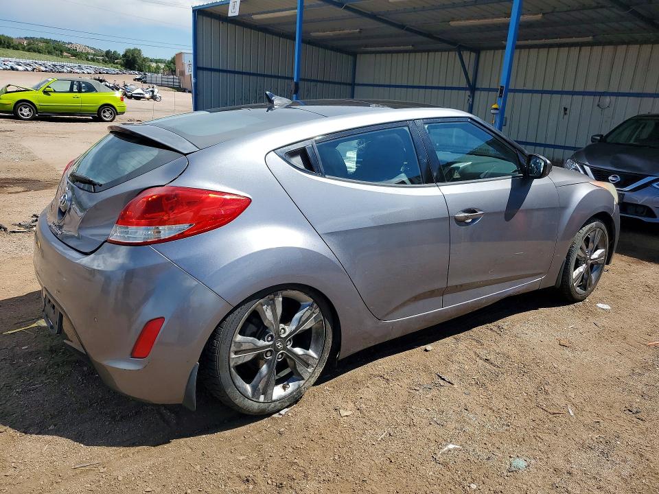 Photo 3 from auction – 2016 HYUNDAI VELOSTER AUTOMATIC with VIN KMHTC6AD1GU250791