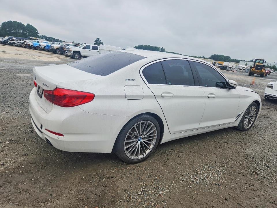 Photo 3 from auction – 2019 BMW 530E with VIN WBAJA9C59KB254100