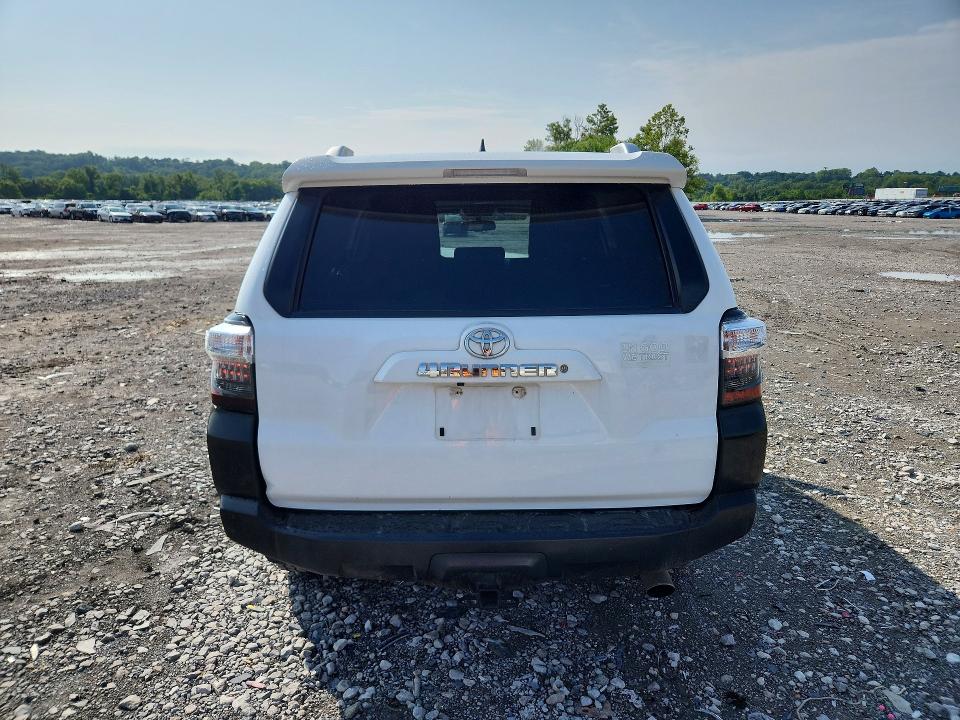 Photo 6 from auction – 2016 TOYOTA 4RUNNER with VIN JTEBU5JR8G5401232