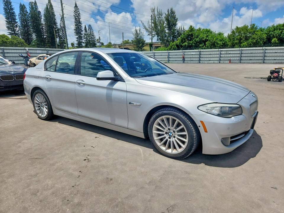 Photo 4 from auction – 2013 BMW 535 with VIN WBAFZ9C59DD090899