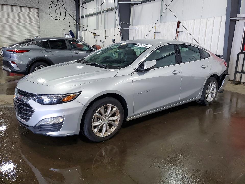 CHEVROLET MALIBU 2020 with VIN 1G1ZD5ST7LF006162 - Photo from auction