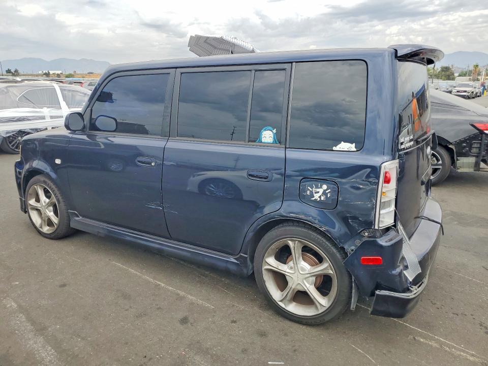Photo 2 from auction – 2005 SCION XB with VIN JTLKT324850219348