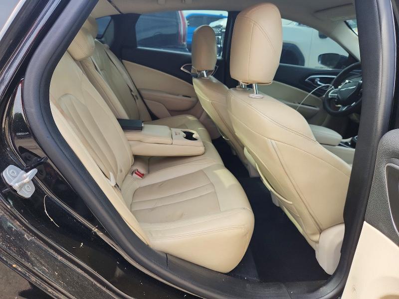 Photo 10 from auction – 2015 CHRYSLER 200 with VIN 1C3CCCAB8FN690330