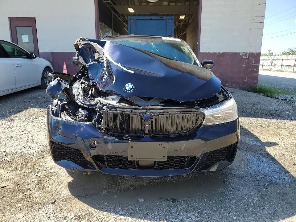 Photo 5 from auction – 2018 BMW 640 with VIN WBAJV6C50JBK07099