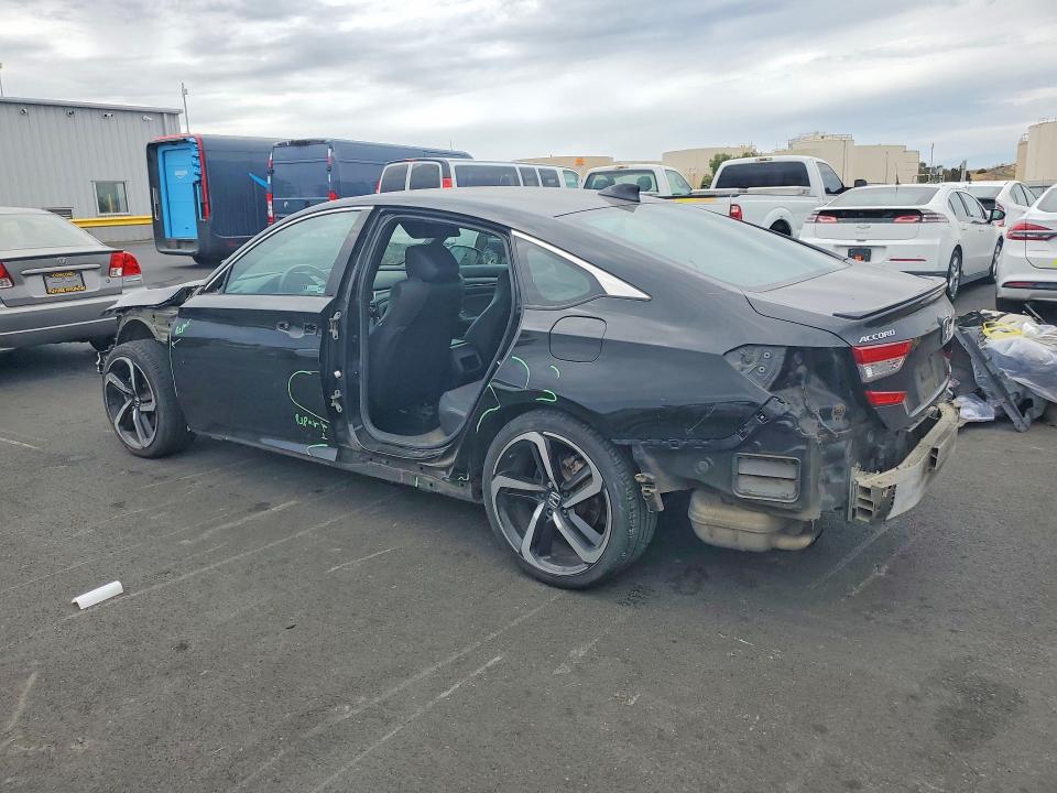 Zdjęcie 2 z aukcji – 2019 HONDA ACCORD z VIN 1HGCV1F38KA032196