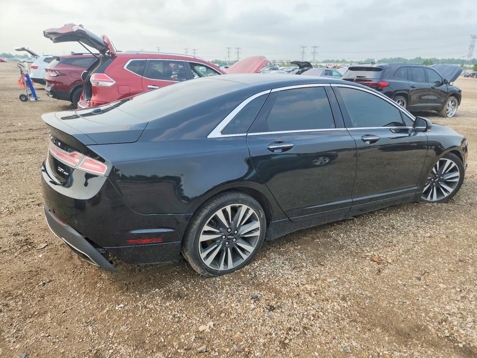 Photo 3 from auction – 2017 LINCOLN MKZ with VIN 3LN6L5D95HR621846