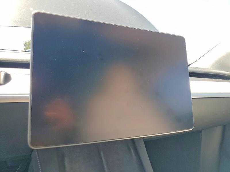 Снимка 9 от търг – 2024 TESLA MODEL Y с VIN 7SAYGDEF6RF076777