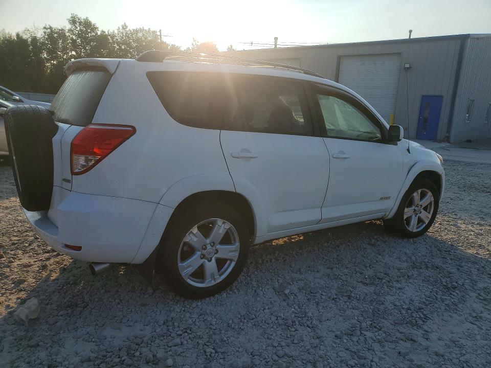 Photo 3 from auction – 2006 TOYOTA RAV4 with VIN JTMBK32V265001742