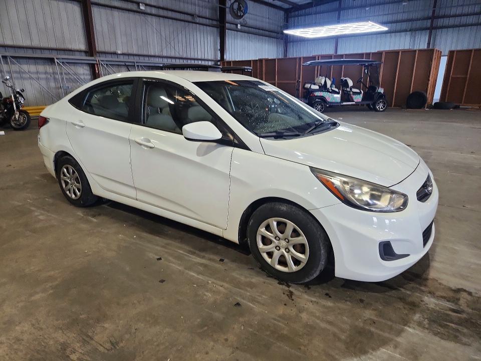 Photo 4 from auction – 2014 HYUNDAI ACCENT with VIN KMHCT4AE0EU757112