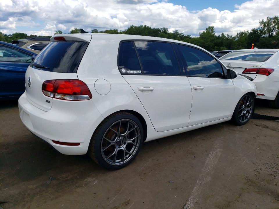 Photo 3 from auction – 2013 VOLKSWAGEN GOLF with VIN WVWDM7AJ8DW016598