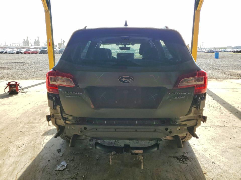 Photo 6 from auction – 2017 SUBARU OUTBACK with VIN 4S4BSETC3H3431640